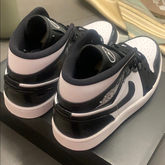 Air Jordans 1 mid se asw - Picture 4 of 5